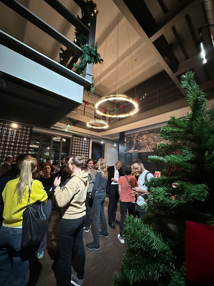 Block & Wine tweet media