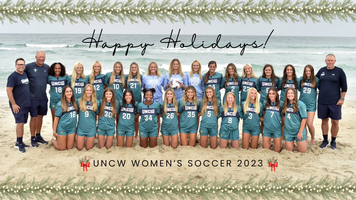 UNCWSoccer's tweet image. Sending everyone warmth and cheer this holiday season! 

#UNCW #NCAASoccer
