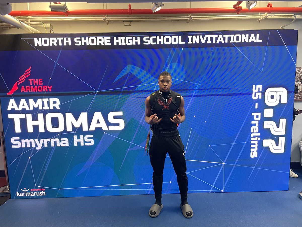 ThatAamirThomas's tweet photo. Sophomore year season opener at the Pre Nationals Armory meet! Pr’s all around with a 36.71 in the 300m and 6.77 in the 55m #AGTG @coachmikejudy @Mvsj21_ https://t.co/ODyPiJ4m1I