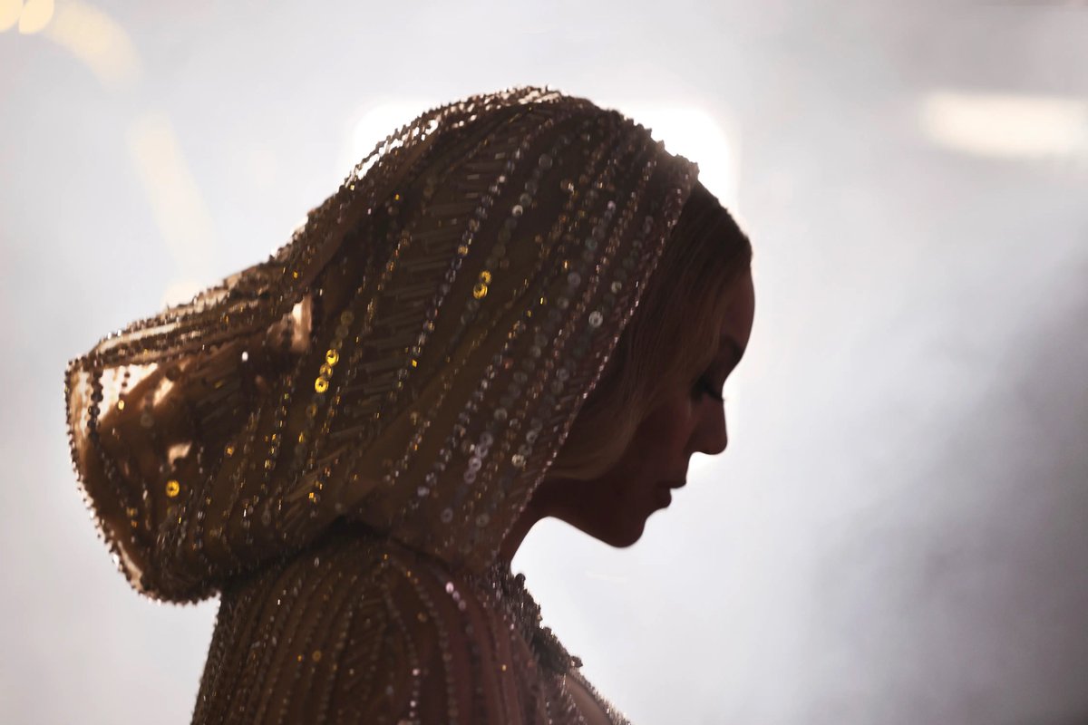 𝐇𝐀𝐃𝐋𝐄𝐘𓄋 (@poisonhoneybee_) on Twitter photo 