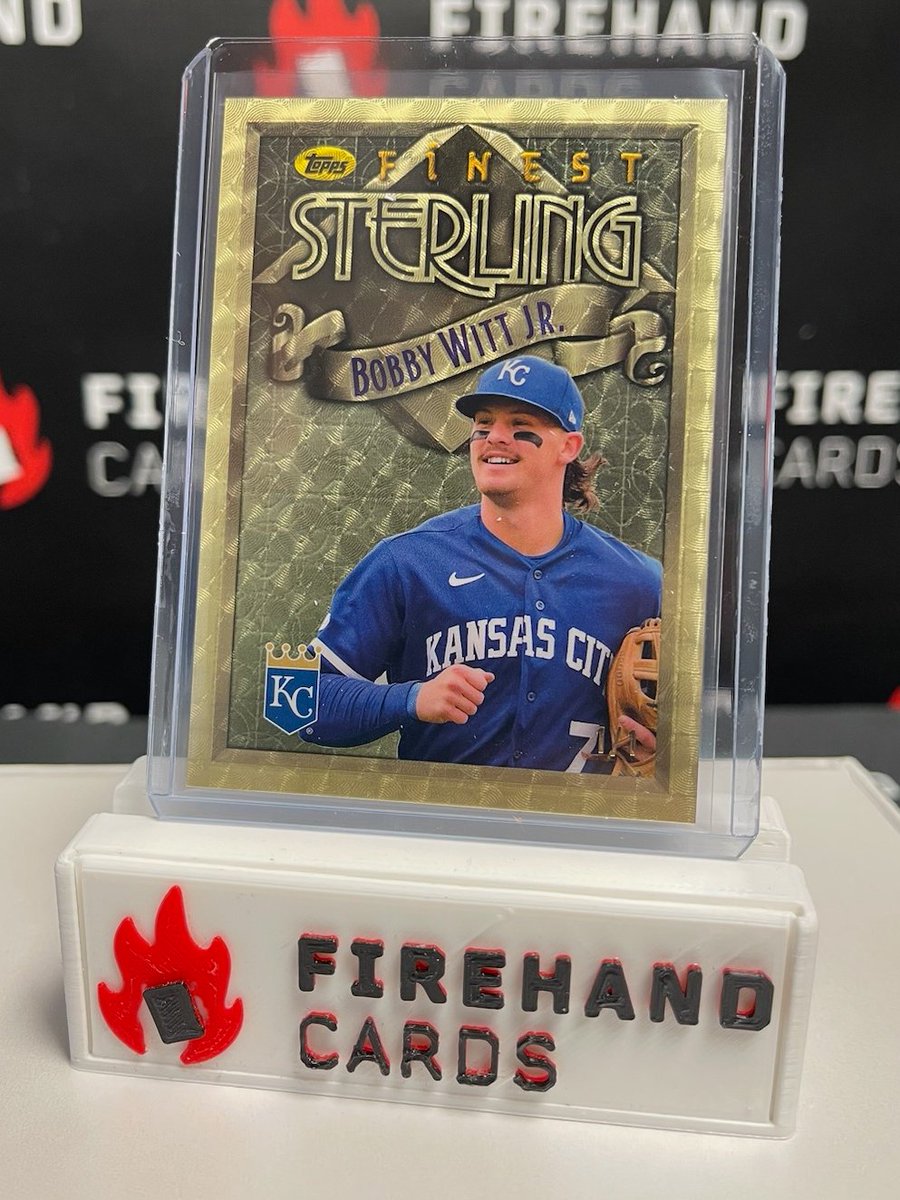 FireHandCards's tweet photo. 🔥Superfractors have been Flying Out of Topps Finest Flashback!

#firehand #groupbreaks #thehobby 

Join a break with us: https://t.co/15sUr77QZI https://t.co/D502Nfz1Eo