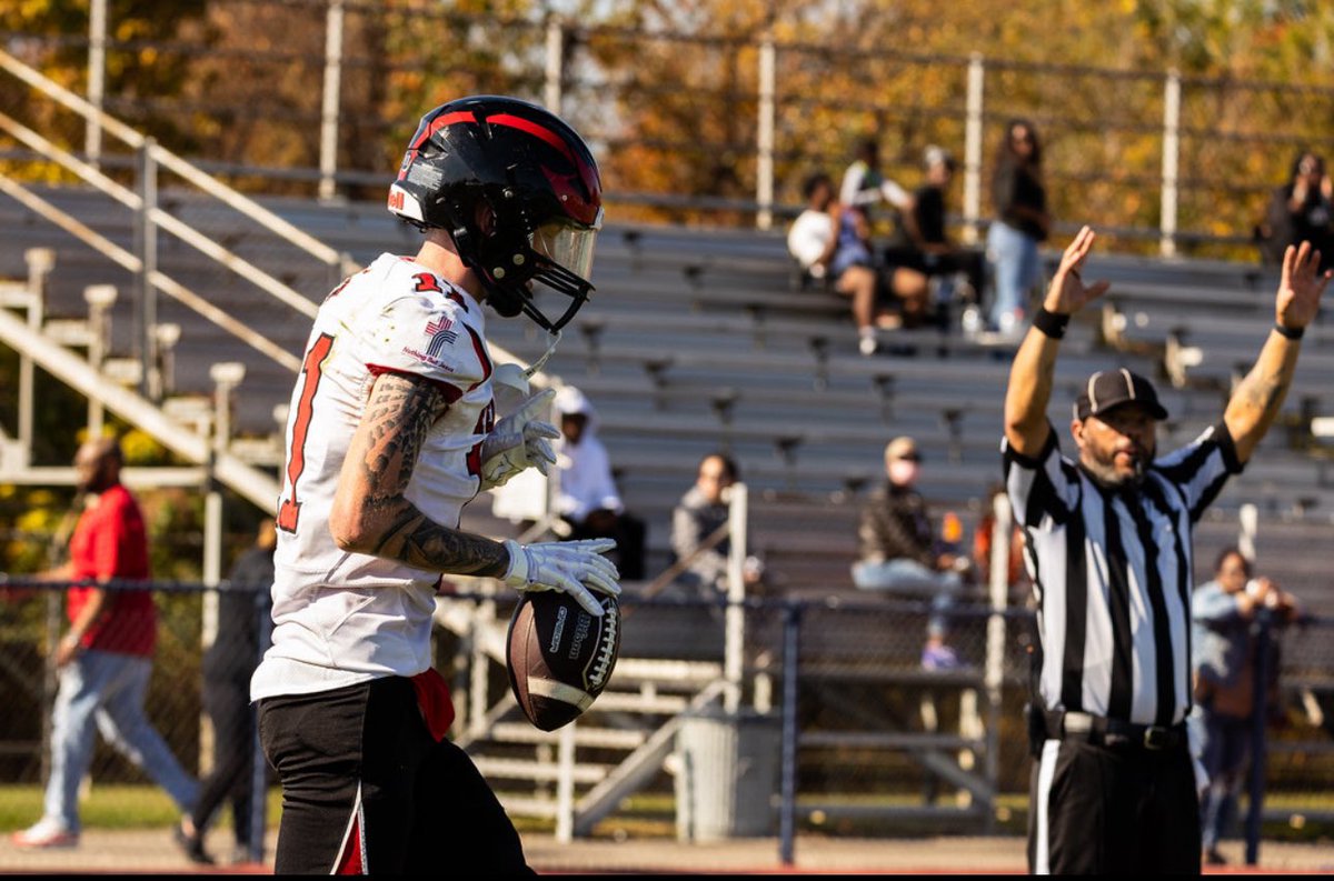 BradynColeman11's tweet photo. Study the game, study your opponent, study your matchup, If you want to win it’s not just being athletic, you have to learn what your up against to be successful. https://t.co/IJtQdSdY40