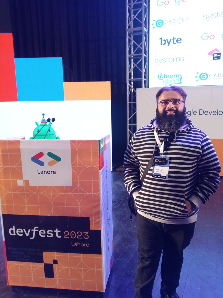 iam_aliraja's tweet photo. Highlights from DevFest Lahore 2023 by @GDGLahore on 23 December Saturday @ AlHamra Arts Council, The Mall, Lahore
#GDGLahore #DevFest2023 #DevFestPK #DevFest2023Lahore https://t.co/FkkBTOUMFj