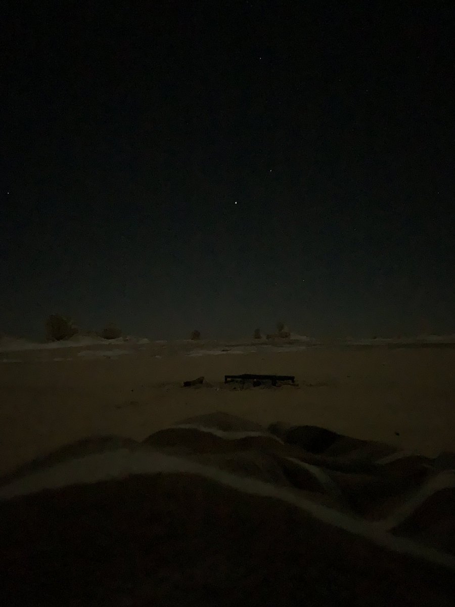 age_tech108's tweet photo. サハラ砂漠。
月の灯りだけでこんなに明るい。

#Egypt 
#サハラ砂漠 
#月明かり 
#iphoneX https://t.co/Ri7CNEFRrj