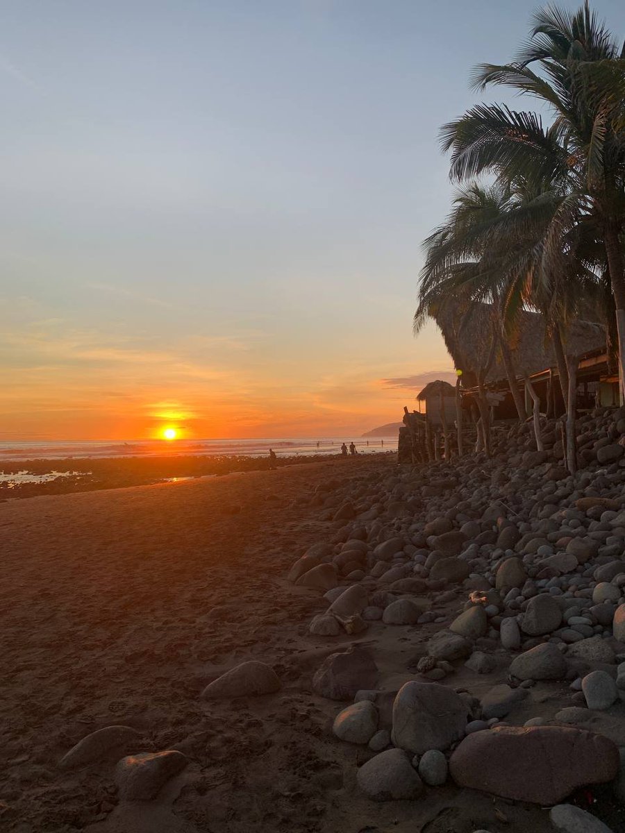 arnolnymous's tweet photo. 🇸🇻 There is a lot written about bitcoin in El Salvador. But how is it really?

I just came back home after visiting for the 5th time in two years. And I’m impressed. Again.

🧡 No, it’s not hyperbitcoinized. But there are things happening that we cannot ignore.

🧵 1/18 https://t.co/kti56vFq40