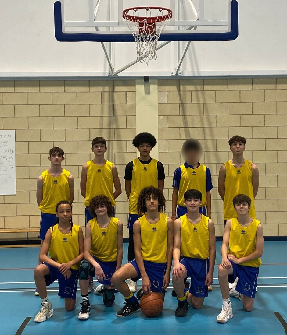 angloeuropean73's tweet photo. πYear 10 Boys' Basketballπ
#Year10 maintained their unbeaten start to the season with a comprehensive win in the #MidEssexCup.
There were stand out performances from Peter and Koro.
AngloFamily #AngloPE #TeamVictory #Year10Basketball https://t.co/du0FdoHys1