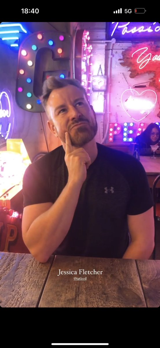 DMTSwimming tweet media