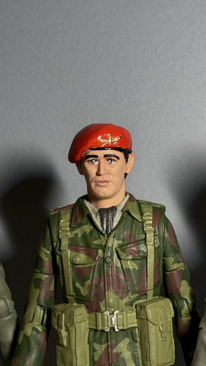 JR1991JR's tweet photo. Driver Evans, Captain Knight and Staff Sgt Arnold reporting for duty.
Heads modelled by @JamesK348 & sold by @doctor_whoUK
#DoctorWho #TheWebOfFear #DoctorWhoCustomFigures https://t.co/tqcFNBb07A