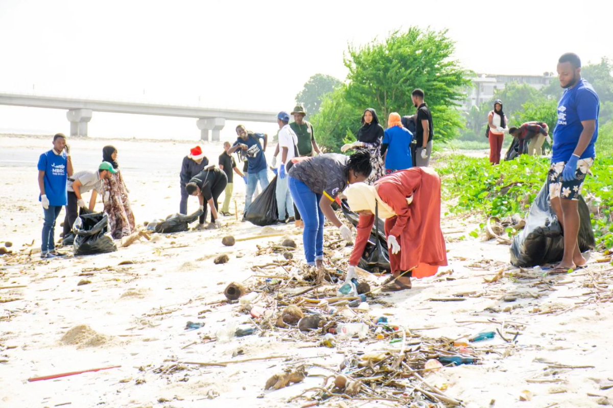 econurture_co's tweet photo. Something unique🏝️ and important🌊, it worth efforts to preserve, conserve and manage it.

The joint effort from @hudefo_ @official.ete @mazingira_plus , @mbrctheocean @tcci_mazingira @sustainable_world_initiatives and @potwebahari2023 has resultes into restoration of Mangrove https://t.co/GvYZUEhGLD