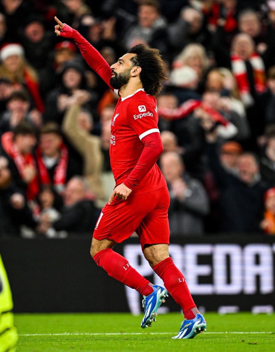 FabrizioRomano's tweet photo. 🔴🇪🇬 Mohamed Salah has moved into the top 10 Premier League goalscorers list — surpassing Michael Owen.

1️⃣5️⃣1️⃣ goals for Liverpool star. ✨ https://t.co/JoX6Mp64KX