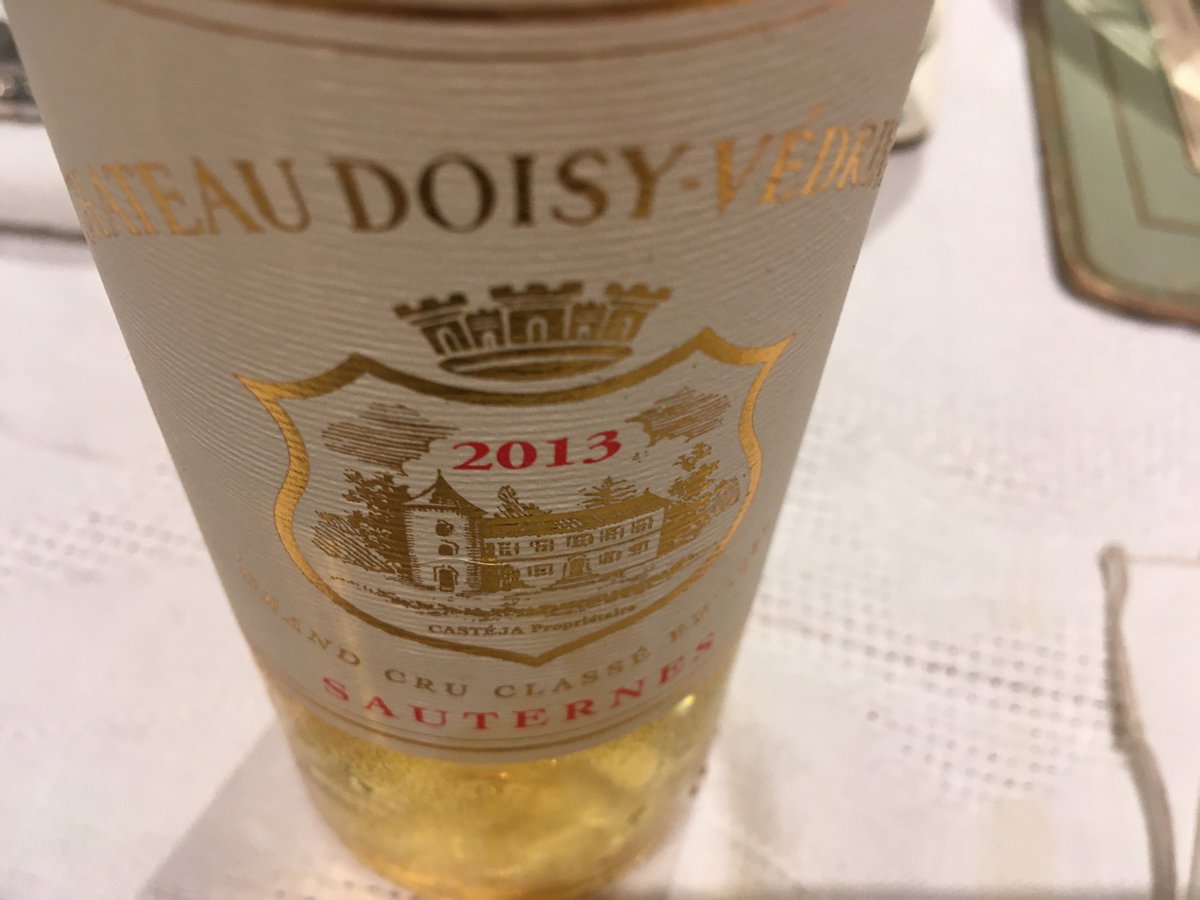 Jeremyonwine's tweet photo. Few #wines on the agenda tonight along with the coq au vin #Leflaive #Setilles #Bourgogne ‘20 #ChateauSenejac ‘15 & #ChateauDoisyVedrines ‘13 Cheers everyone! #wine #vin #Bordeaux #Burgundy https://t.co/3o3ibFCRs9