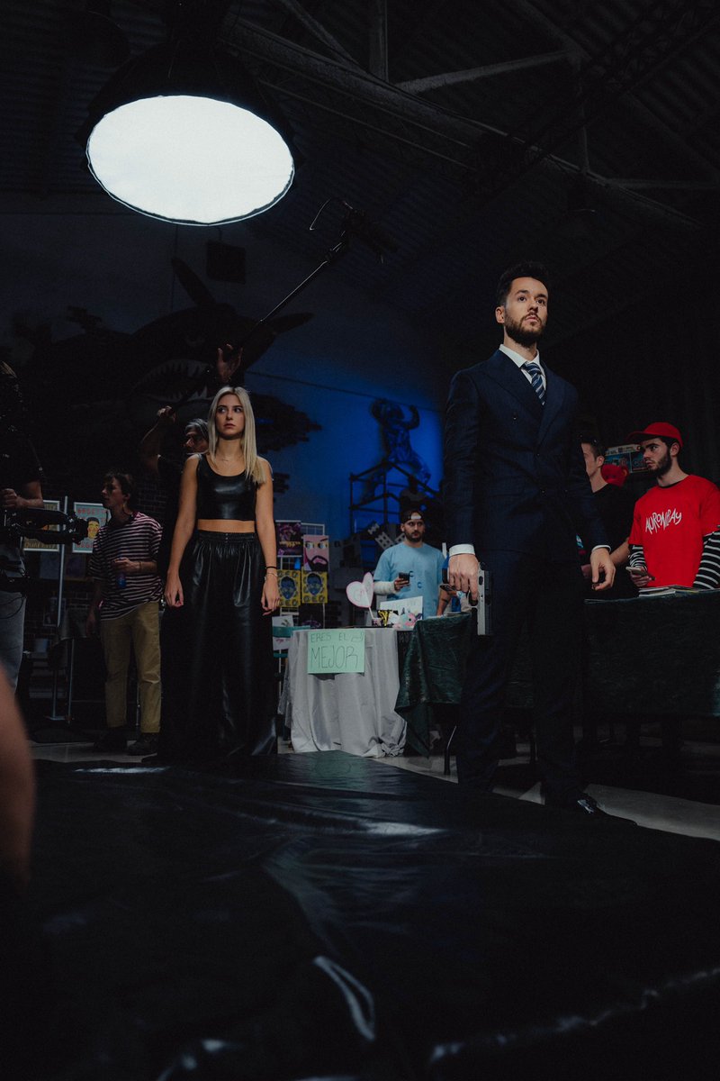 Ha sido genial poder participar en el <a href="/RewindHispano23/">Rewind Hispano</a>, enhorabuena <a href="/AlecHernandezC/">Alec Hernández</a> y a todo tu equipo porque menudo currazo 👏🏼 Os dejo por aquí algunas fotitos