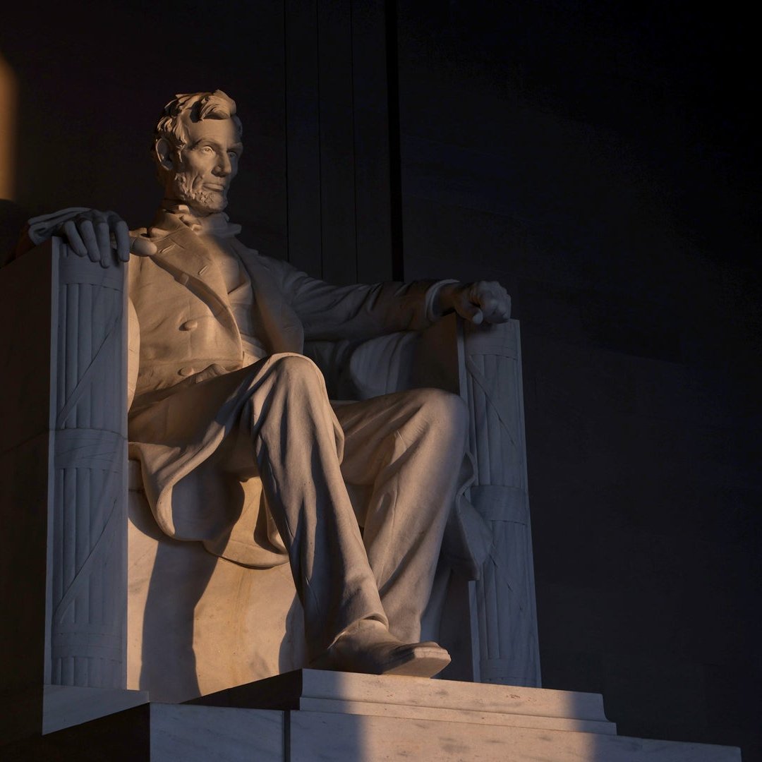 'Mercy bears richer fruits than strict justice.'
-- Abraham Lincoln

#quotes #quotesoftheday #quoteoftheday #quote #LiteraturePosts #book #books #literary #art #poem #poetrylovers #poetrycommunity #justice #mercy #AbrahamLincoln #Lincoln #America #freedom #LincolnMemorial #life