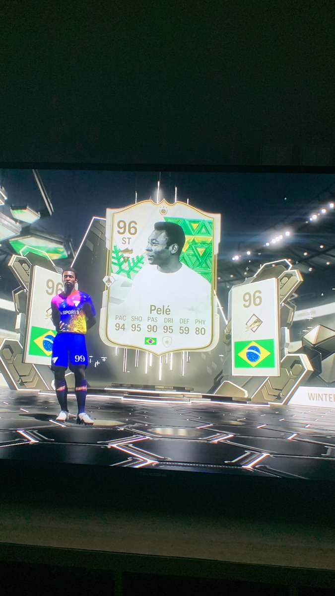 MMantf8's tweet photo. @OS4Coins شحنت من عندهم وبعدها لعبت فوت وكانت الصدمه هنا 😭🇧🇷🇧🇷🇧🇷 https://t.co/tdhJ0nAYpc