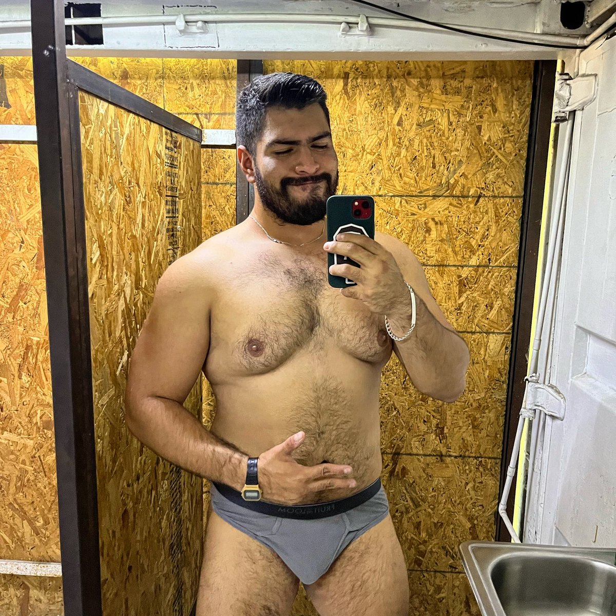 Mangodegorila's tweet photo. No seas tímido manoseame la riata. https://t.co/2rPmM0G42k