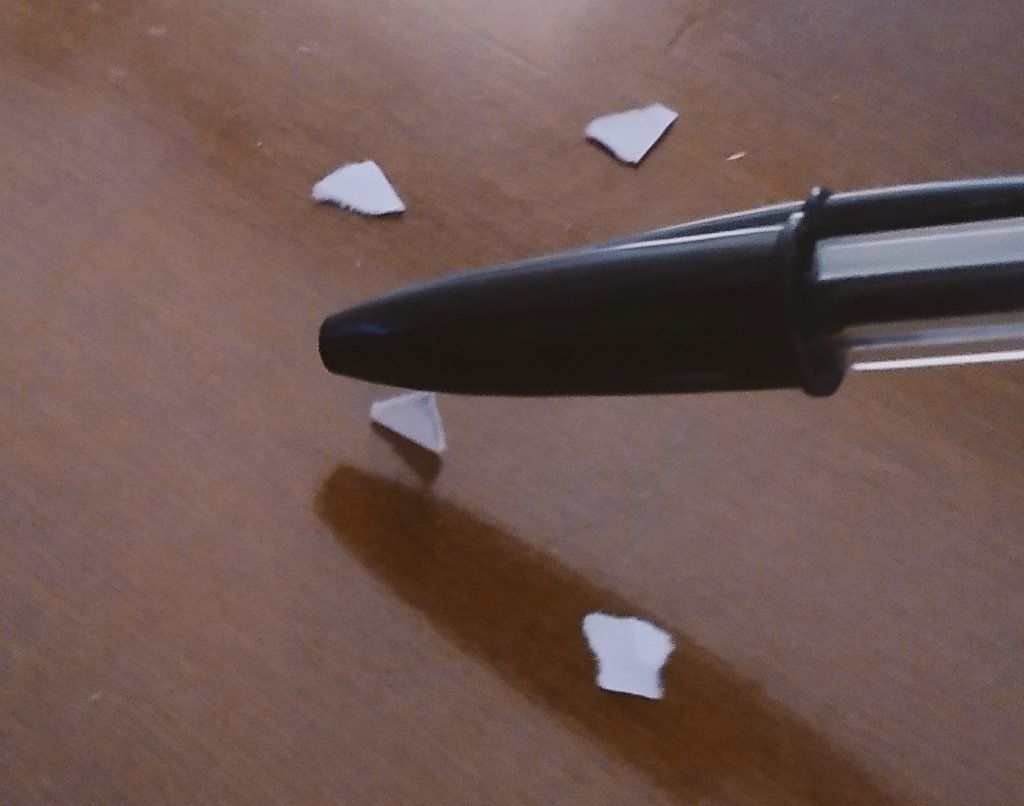 SVelascoJimenez's tweet image. Tarde de estática, experimentos infantiles. 😉 #ciencia #domestica