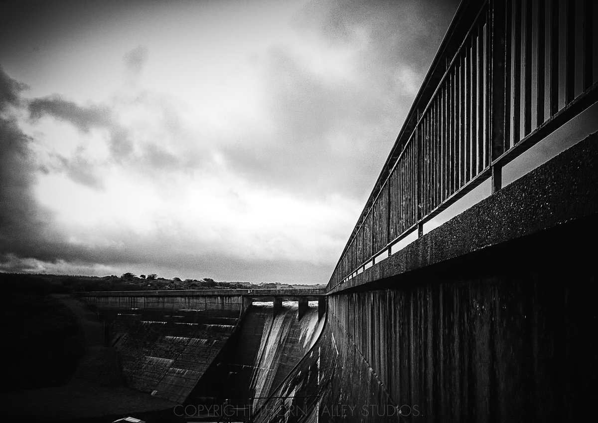 Stithians Dam
#Cornwall #Stithians #Reservoir #blackandwhitephotography #monochrome #photography #architecture #Britain #CaptureOne #Nikon