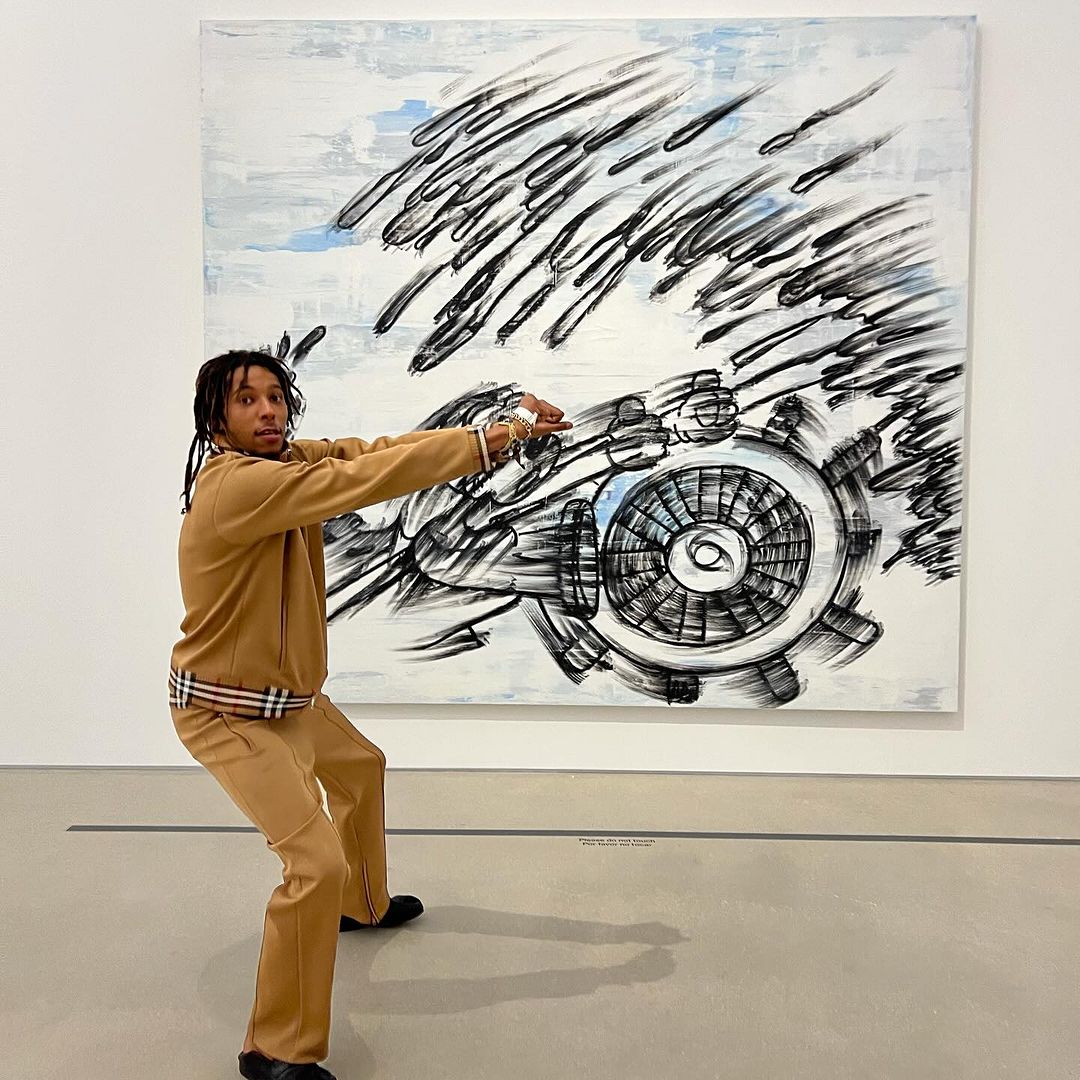 pamm's tweet photo. "It's by the action of erasure that artist Gary Simmons created his most famous series, the chalkboard drawings he used to excavate American culture." — @miaminewtimes
Read more to learn about "Gary Simmons: Public Enemy" at PAMM. https://t.co/viOC123SG1 📸 #SeenATPAMM https://t.co/tXGjxRYhAo