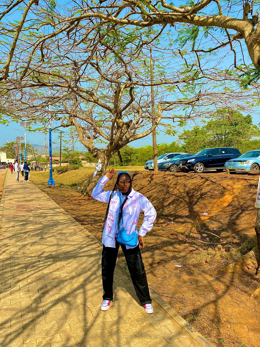 Marialexxa2's tweet image. Class dismissed, time to make memories outside the classroom and make every moment count !🎓✨🎉🎊
#InvictaClass22 #TheINVICTA #FUTAClass22 #signoutday #futabro