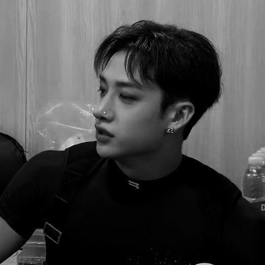 jeongsclt's tweet image. short au minchan!! | 🥃 drunken enemies!¡
colaboração com @2503lino !!

Minho e Christopher se odiavam até flagrarem um ao outro em um momento peculiar e como consequência, começam a sonhar um com o outro