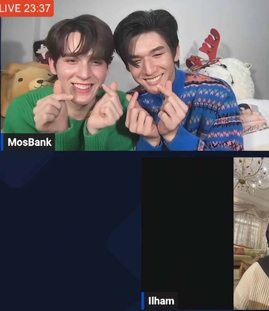 ilham_xoxo's tweet photo. 1 mint went by so fast I was sooo nervous 😭they were soo cute i still can't stop smiling I can't believe I got to talk to them 💖
#MosBank
#MBxUSAonlineFanmeet
#MosBankMagicEvent #MBxMistloeMagicxUSA https://t.co/awNtKeut7e