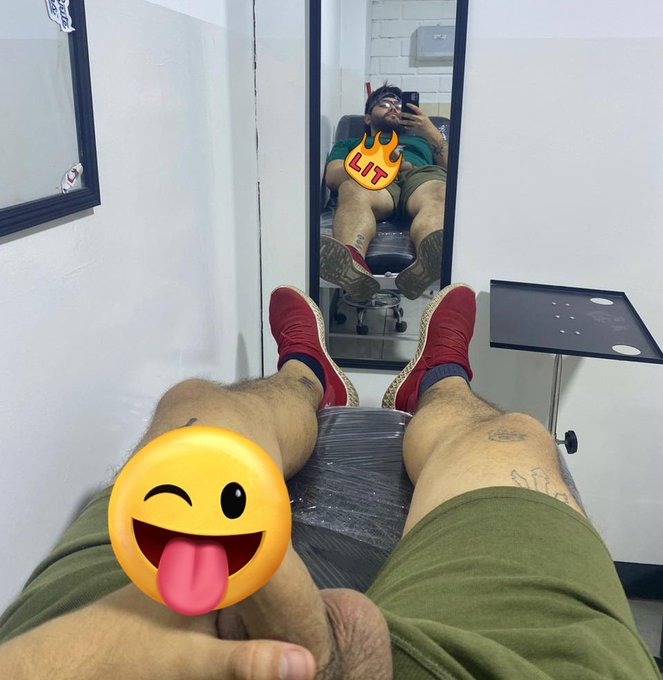 Tatuajes, pircings y aceite de wee tambien tengo. https://t.co/7qaCQbL6SX