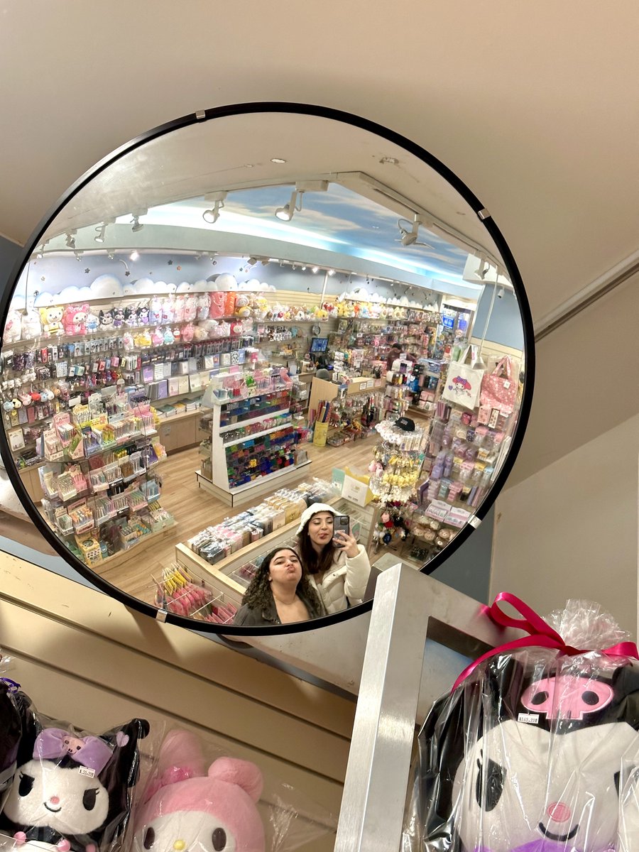 iluvsanhwa's tweet photo. 1 whole year of being a #marinator 🤍🤍🤍 i’m very grateful to have you in my life. thank you for always being by my side. i love youuu <3 https://t.co/4vUiXUfWXE