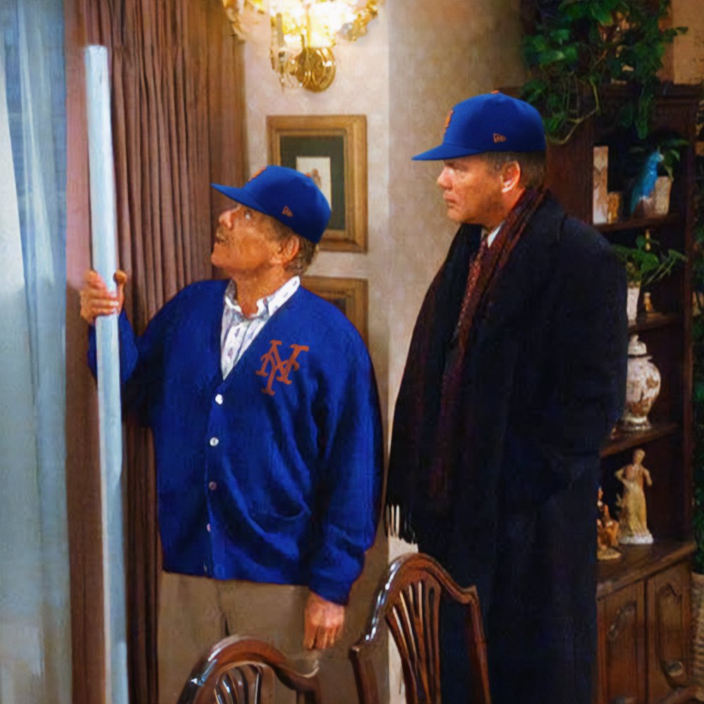 Mets's tweet photo. Festivus is your heritage, George.

Happy Festivus! https://t.co/lmPt5MNuB5