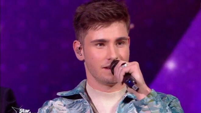 xfivigh's tweet photo. #StarAcademy
#StarAcademyleLive

mettons au clair ce débat :

qui mérite d’aller le plus loin ?

RT : Pierre

Like : Julien https://t.co/MIoFD4AEHx