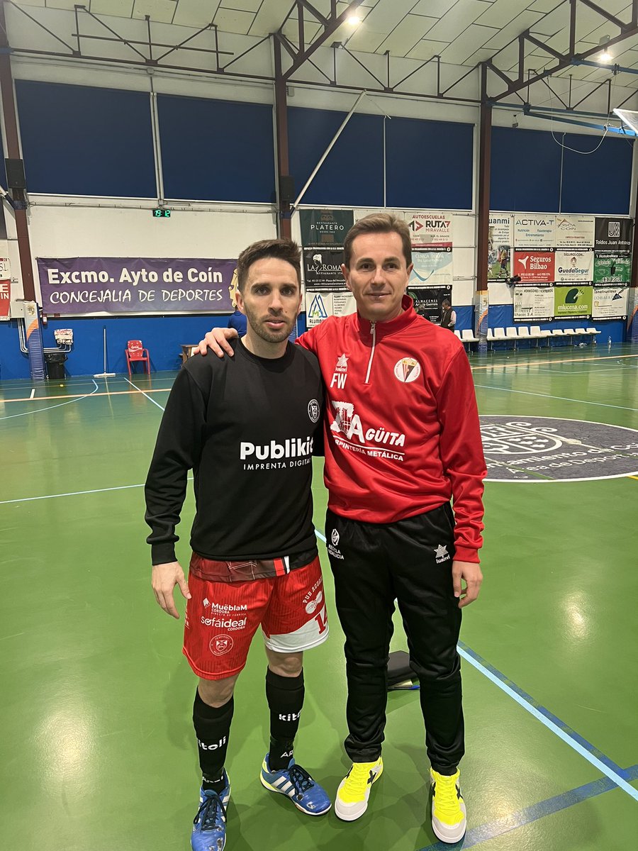 👏 El partido de hoy me dejó la suerte de encontrarme con estos dos crack <a href="/Jesusrb_7/">Jesus Rodriguez</a> y <a href="/_catiti10/">Antonio Pérez Artero</a> que demuestran están muy por encima de la categoría, como ya sabía hace mucho. Jugadores 🔝 y compruebo siempre grandes personas !! Ah , pero la próxima espero estén más relajados 😜