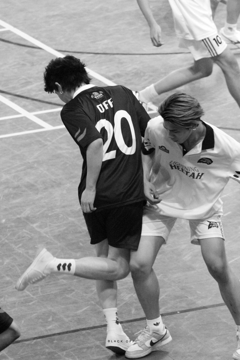 Blackoff__'s tweet photo. 🖤

#GMMTVStarlympic
#ออฟจุมพล
#ออฟกัน https://t.co/3yzqNoUnxK