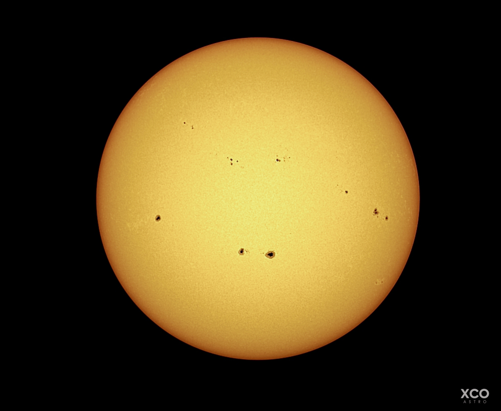xavix's tweet photo. Taques solars 23/12/2023-14:23 UTC
 #Astrophotography https://t.co/s3YipMI6eP