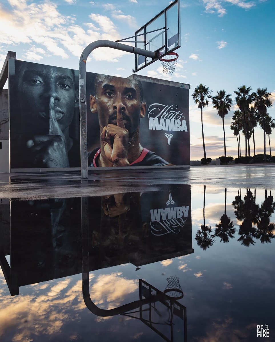 This shot of the Venice Beach Kobe Bryant mural with the rain puddle 😍🔥

(via <a href="/bellikemike/">Mike was here</a>)