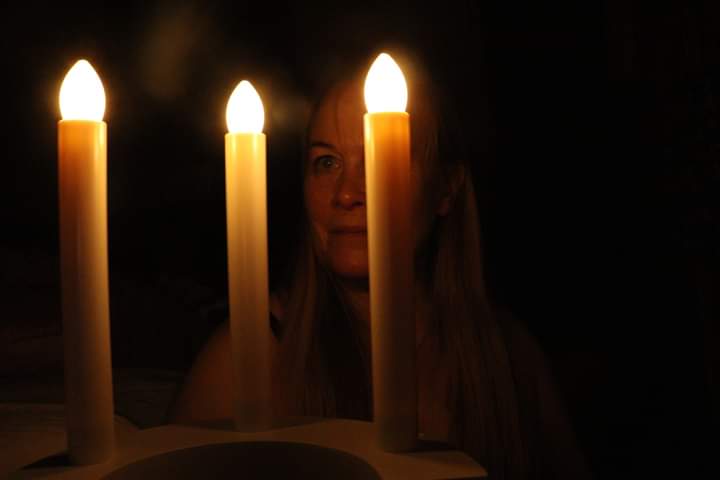 Merry Christmas to my frinds here on Twitter...hope you all have wonderfull time over the christmasdays.