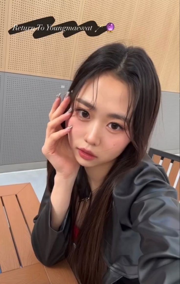 sunbinfiles's tweet photo. i just remembered that she posted these videos but unarchived them, unfortunately I didn't download them :( https://t.co/UE1y742qXw