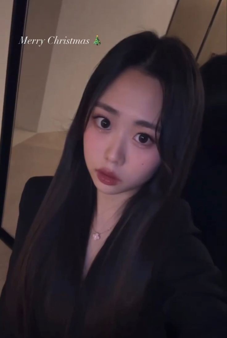 sunbinfiles's tweet photo. i just remembered that she posted these videos but unarchived them, unfortunately I didn't download them :( https://t.co/UE1y742qXw