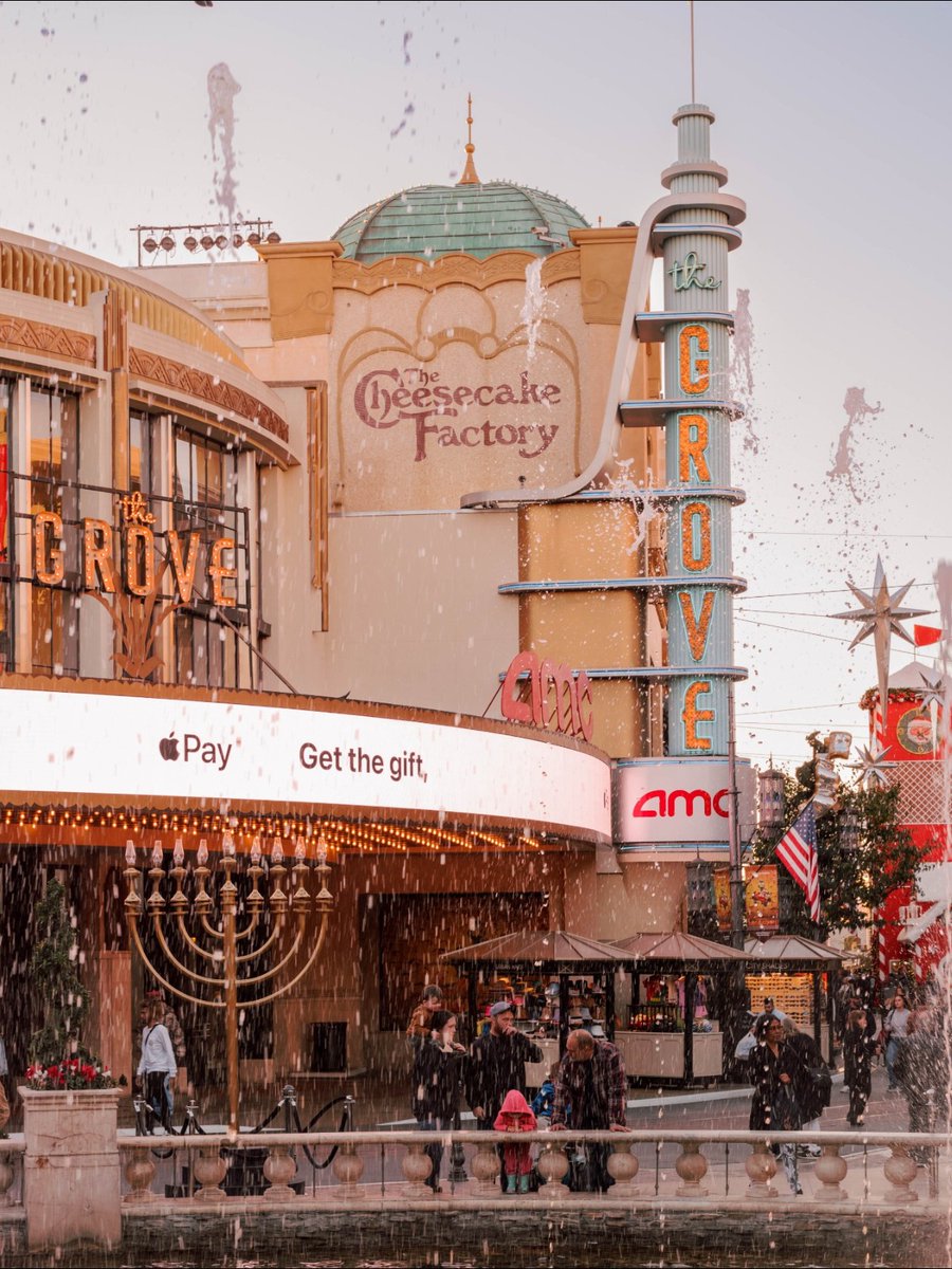 The most merry & bright view 🤩 #TheGroveLA