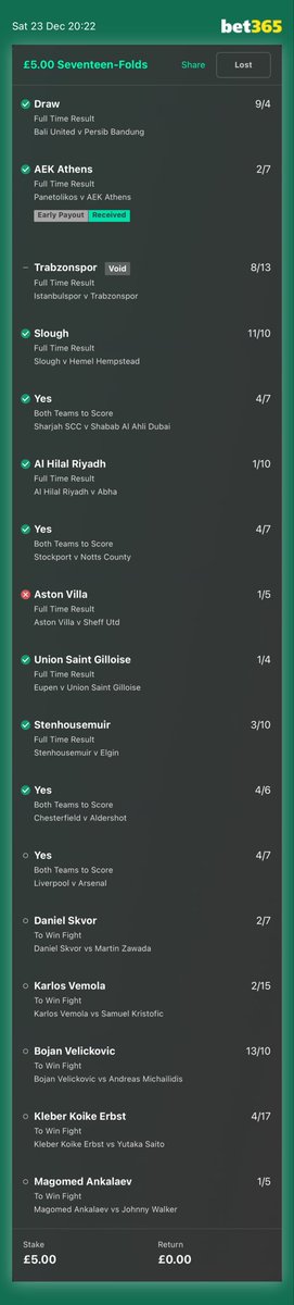 FormleFootball's tweet image. With Liverpool and Arsenal drawing, could have cashed out for a decent amount (before the MMA part of the bet kicked in) it only Villa hadn’t fucked it.