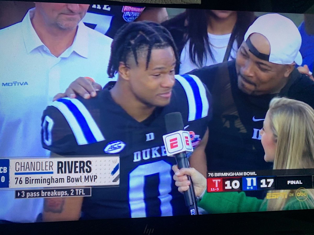 BmtUnitedFtbl's tweet photo. Congratulations @_ChandlerRivers and @DukeFOOTBALL!!! https://t.co/Uy518PE5Nf
