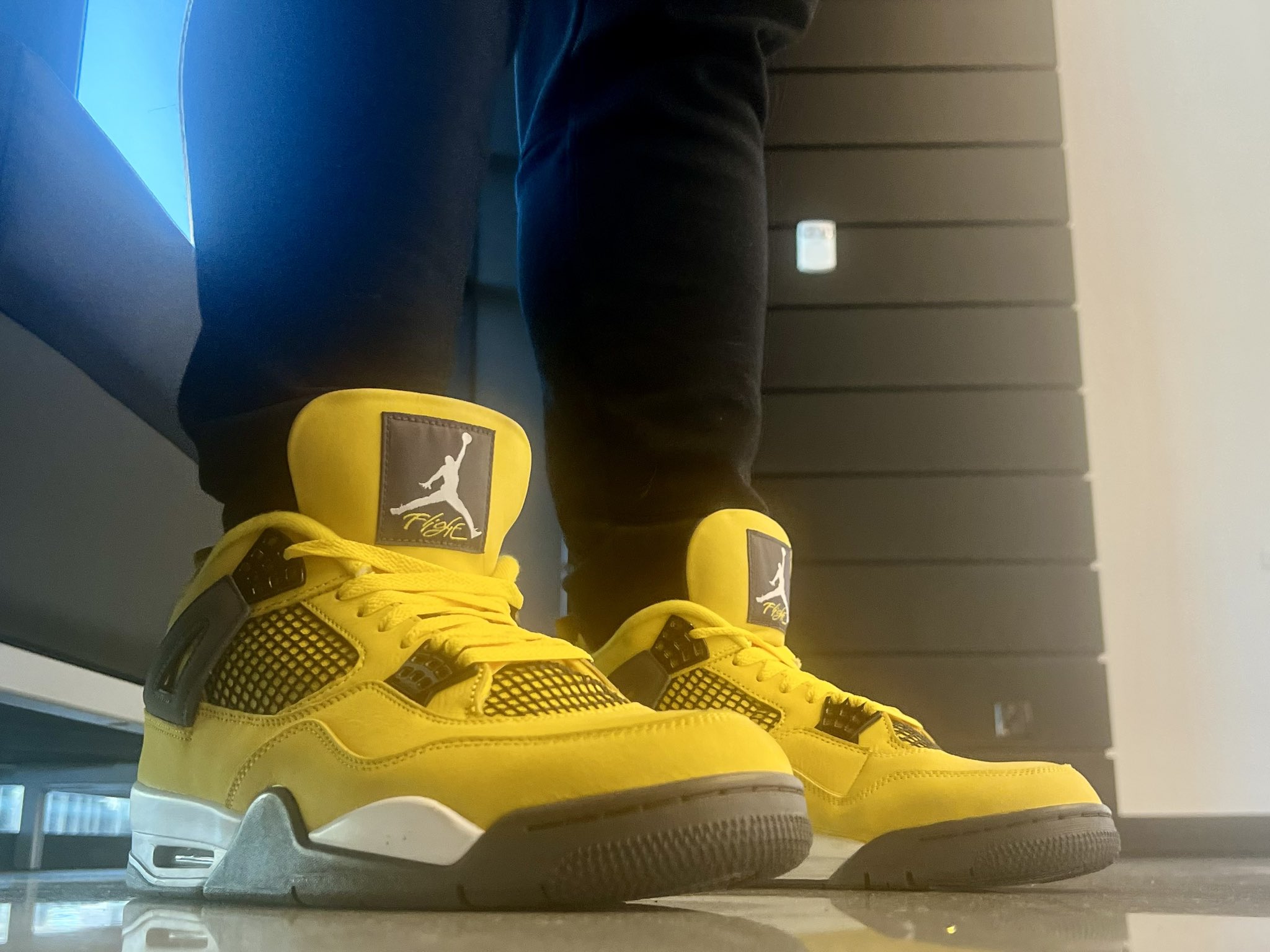Jordans under shop $2