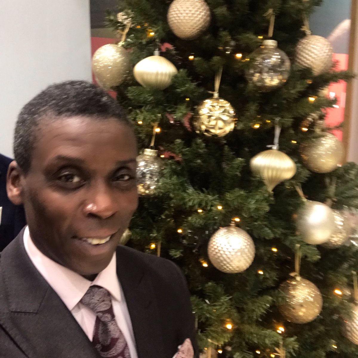 Wishing you all a very merry Christmas filled with peace love and joy….. enjoy your day and your family and remember Jesus is the reason for the season … let’s forget family members we have lost whether recently or a while ago let’s raise a glass to them ….. merry Christmas