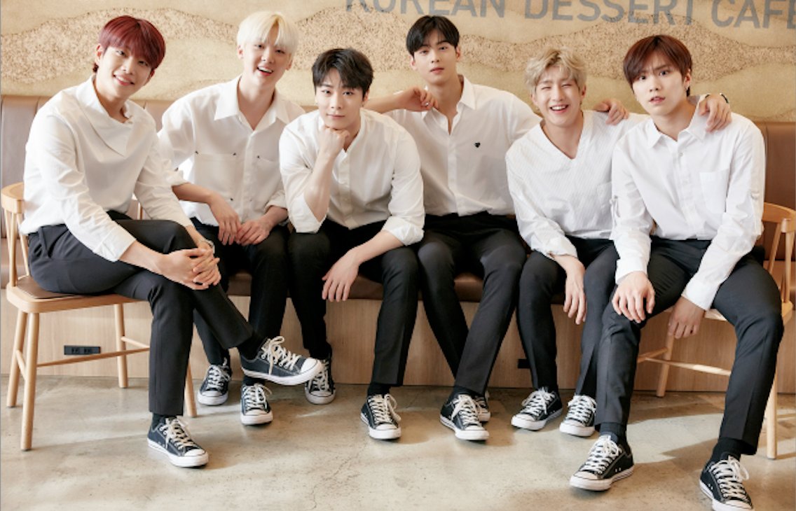 Astro_EW330's tweet photo. #ASTRO Japan Magazine English trans
2016-23 &amp; web interview
🔗https://t.co/NdXGhraSgd
Won't be as active but will continue to work on the English trans of their JP mag interview from #아스트로 #진진 #엠제이 #차은우 #문빈 #라키 #윤산하 going forward 💜
Merry Christmas Aroha 🎅🎄🌟 https://t.co/4bFMob34hw