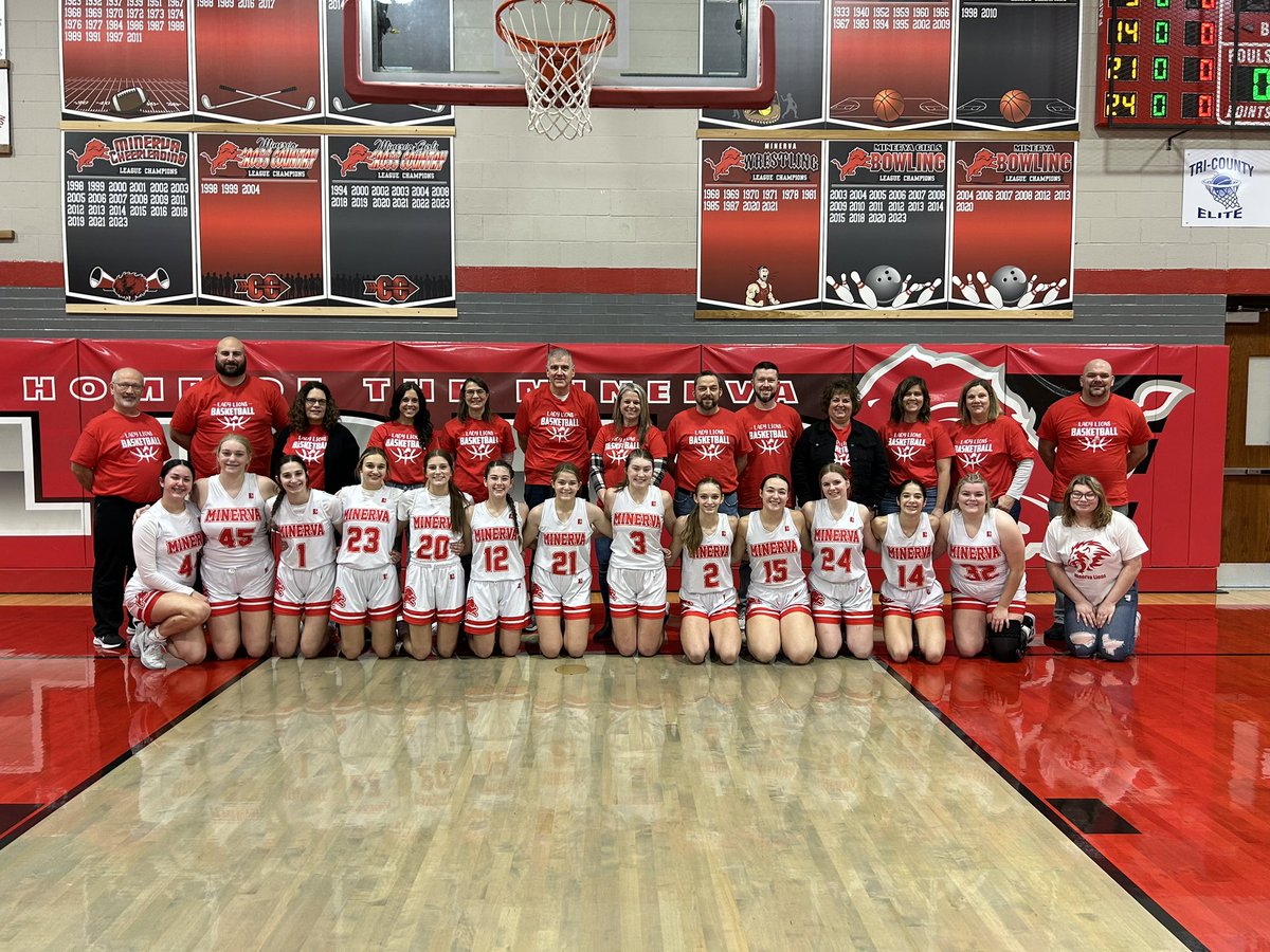 Today was Honored Educators Day for the Lady Lions! Each player chose a teacher who has made a positive impact on their lives to represent them at today’s game!