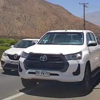 laserena_4's tweet photo. usuario 
“Esto es de hoy sábado 23 de Diciembre, como casi un paseo familiar se transforma en una tragedia por el descuido de un estúpido que intento adelantar en una curva. En la ruta 41 suelen haber bastantes personas a las que no les importan los demás @CarabCoquimbo https://t.co/rqGfnZBBlh