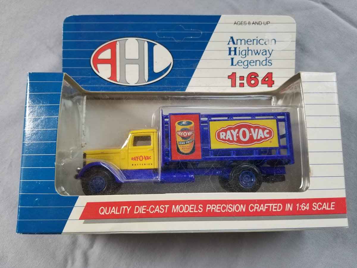 VINTAGE Panel Truck #Peterbilt260 Ray-O-Vac Batteries 1:64 #Diecast #AHL FREE SHIP

#diecasttoys #vintagetoys #paneltruck #rayovacbatteries #batteries #collectibles #vintage #deliverytruck #vintagetruck #AmericanHighwayLegends #toytruck #ebayfinds 

 ebay.com/itm/2665815723…