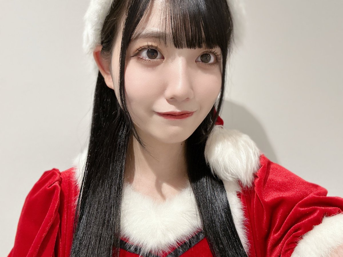 _HIMENA_48's tweet photo. ❄️♡ ⌇⌇ ᴍᴇʀʀʏ ᴄʜʀɪsᴛᴍᴀs ᴇᴠᴇ ⌇⌇ ❄️♡

今日も素敵な一日になりますように🪄➰！

#STU48
#森末妃奈 https://t.co/vyioxP8ysR