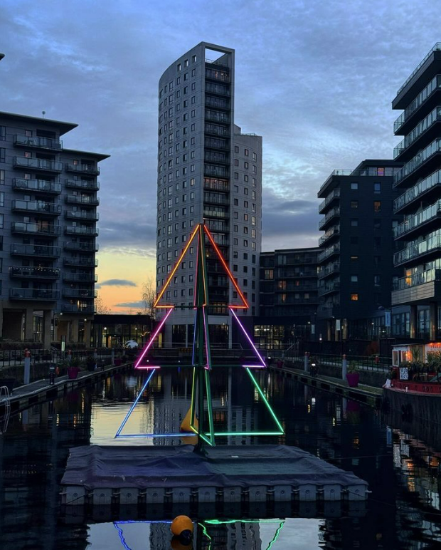 Merry Christmas from all of us at Leeds Dock. We hope everyone has a wonderful day!