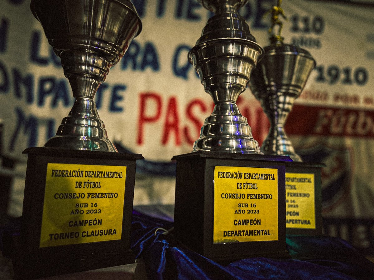 marcosbertino's tweet photo. Se fue un gran 2023 para nosotros!!! Cumplimos los objetivos planteados aunque quedamos con el sabor amargo de llegar un poco más lejos…

Gracias jugadoras, padres, sub comisión y directiva de 
@nacionalnh1910 por la confianza!!! Nos vemos en 2024… https://t.co/xaxZxsQe0N