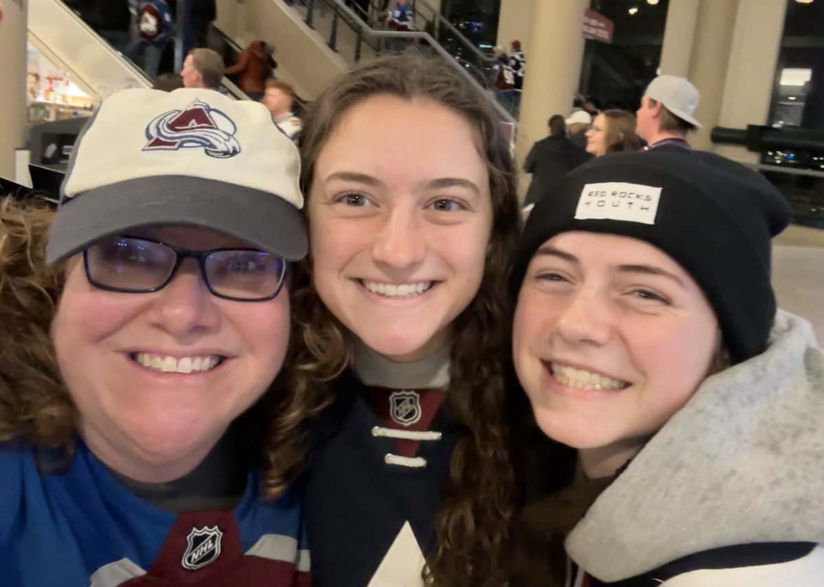 Shannon Feely tweet media