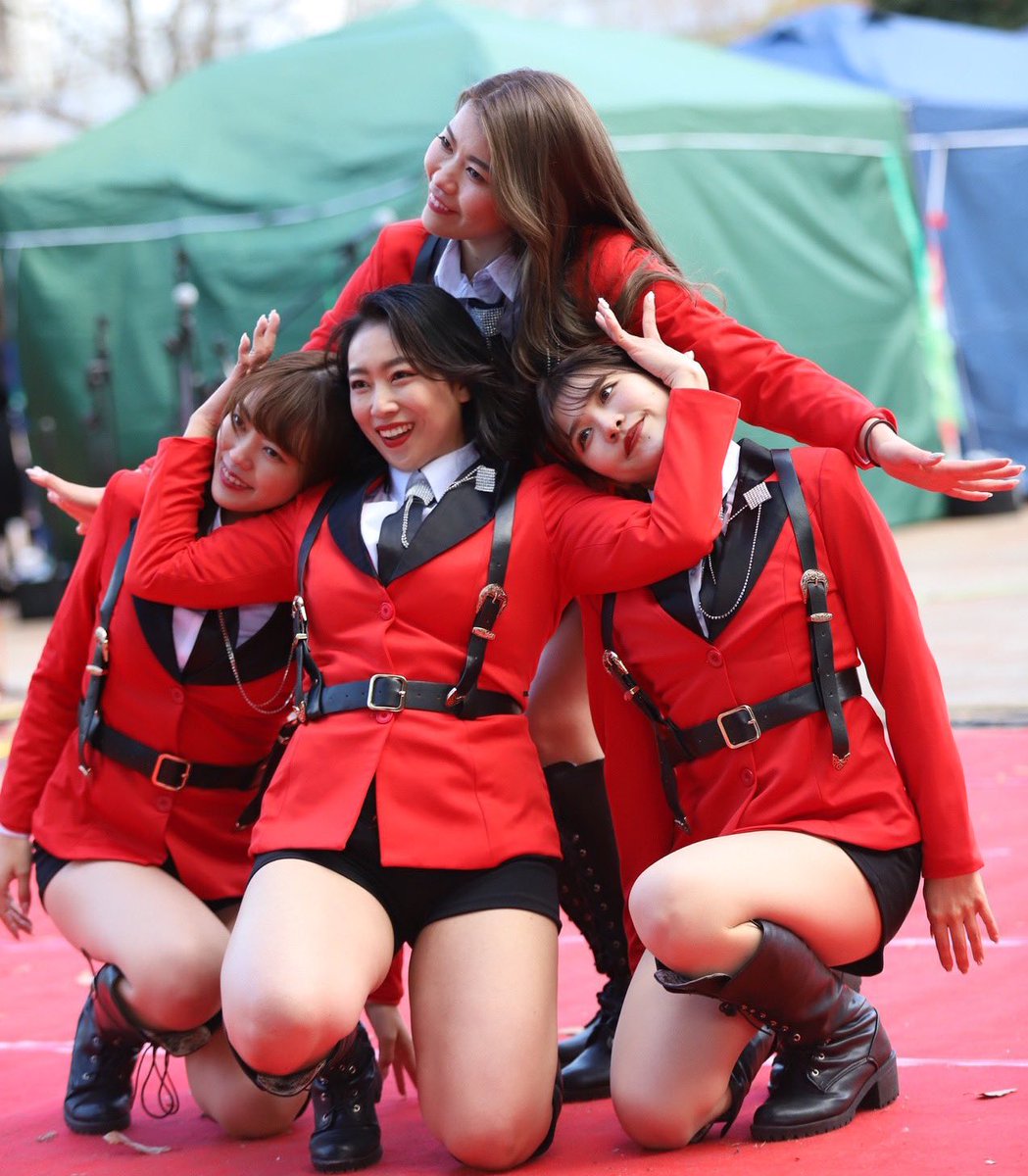本日✨

❤️12月24日(日)
⏰出演時間13:00頃〜
🎁パフォーマンス後物販
📍ポートタワー近く

出演時間が
少し早くなりました‼️
あと数時間で本番😆
よろしくお願い
いたします✨✨✨

#まぐどるず
